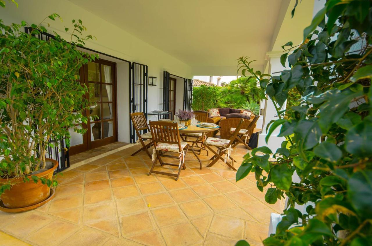 Villa Del Mar- Private Swimming Pool Next To The Beach 埃斯特波纳 外观 照片